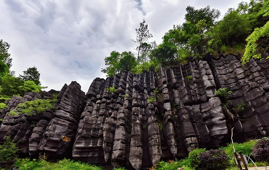 恩施旅游避坑指南|常見(jiàn)陷阱與實(shí)用建議